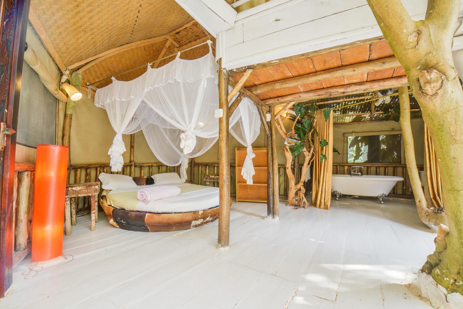Malakai Eco Lodge Kitende Exterior photo