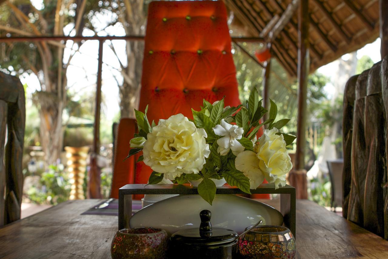 Malakai Eco Lodge Kitende Exterior photo